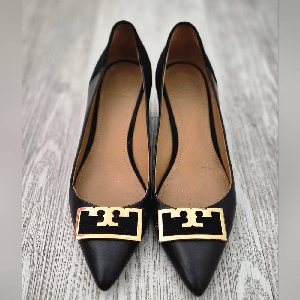 Elegant Black Women's Shoes with Gold Accent